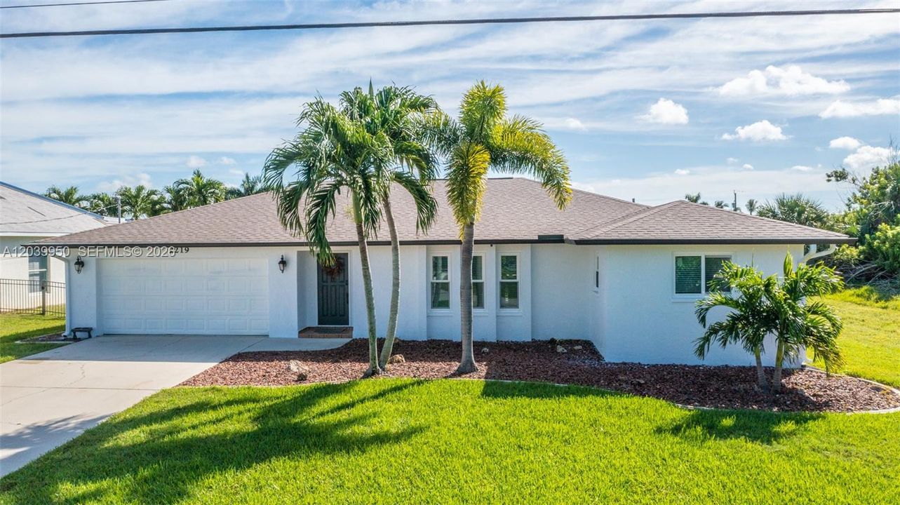 For Sale: $510,000 (3 beds, 2 baths, 1405 Square Feet)