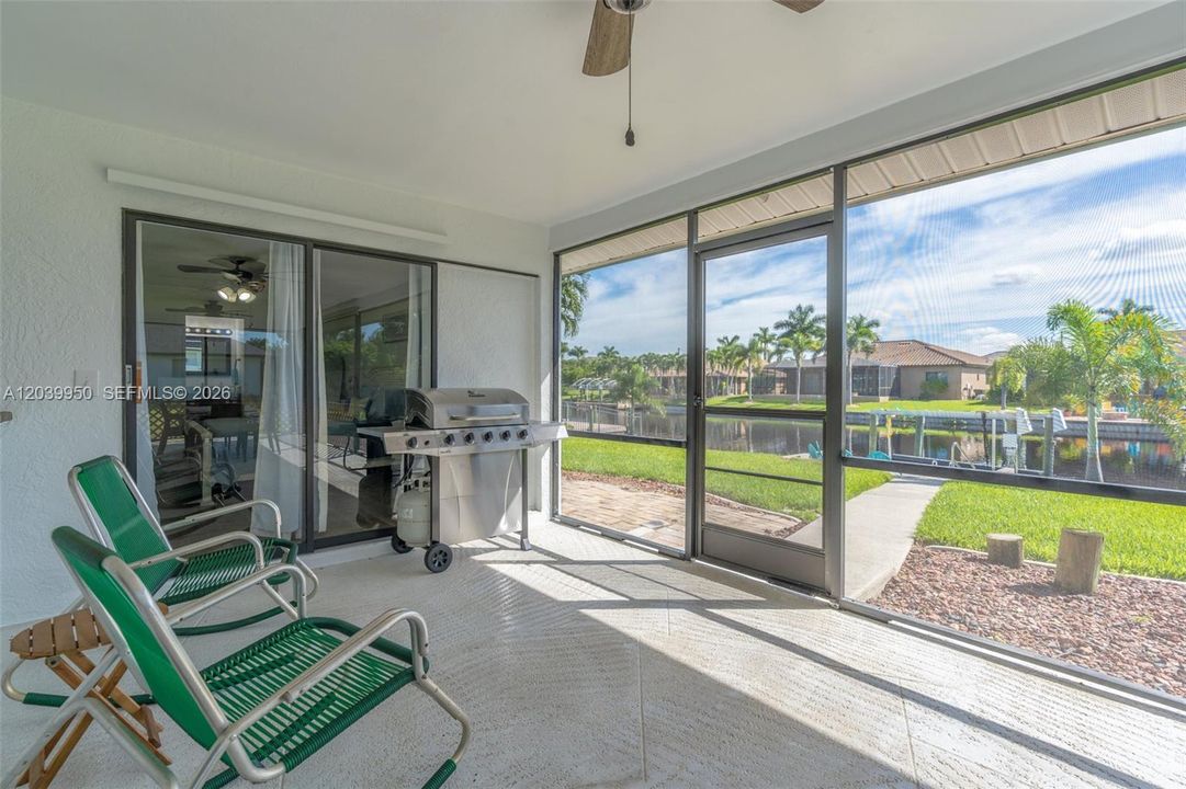 For Sale: $510,000 (3 beds, 2 baths, 1405 Square Feet)