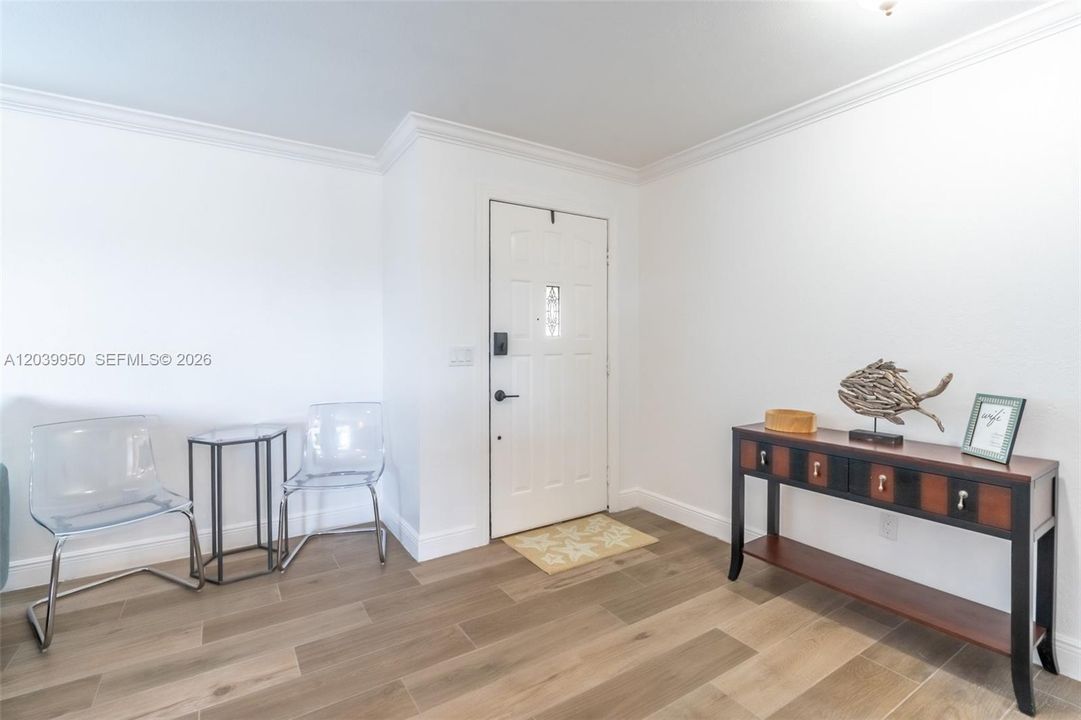 For Sale: $510,000 (3 beds, 2 baths, 1405 Square Feet)