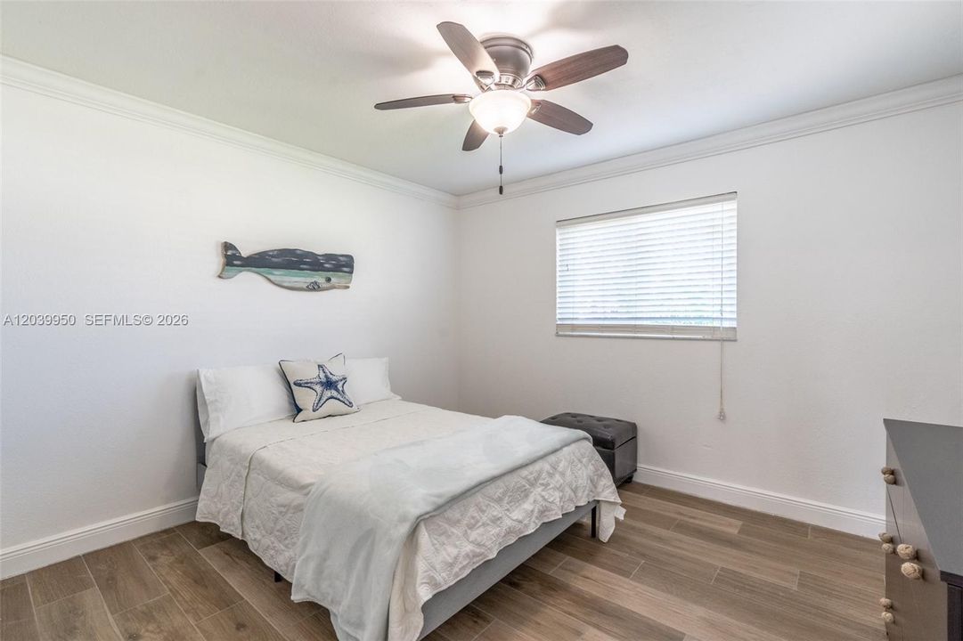 For Sale: $510,000 (3 beds, 2 baths, 1405 Square Feet)