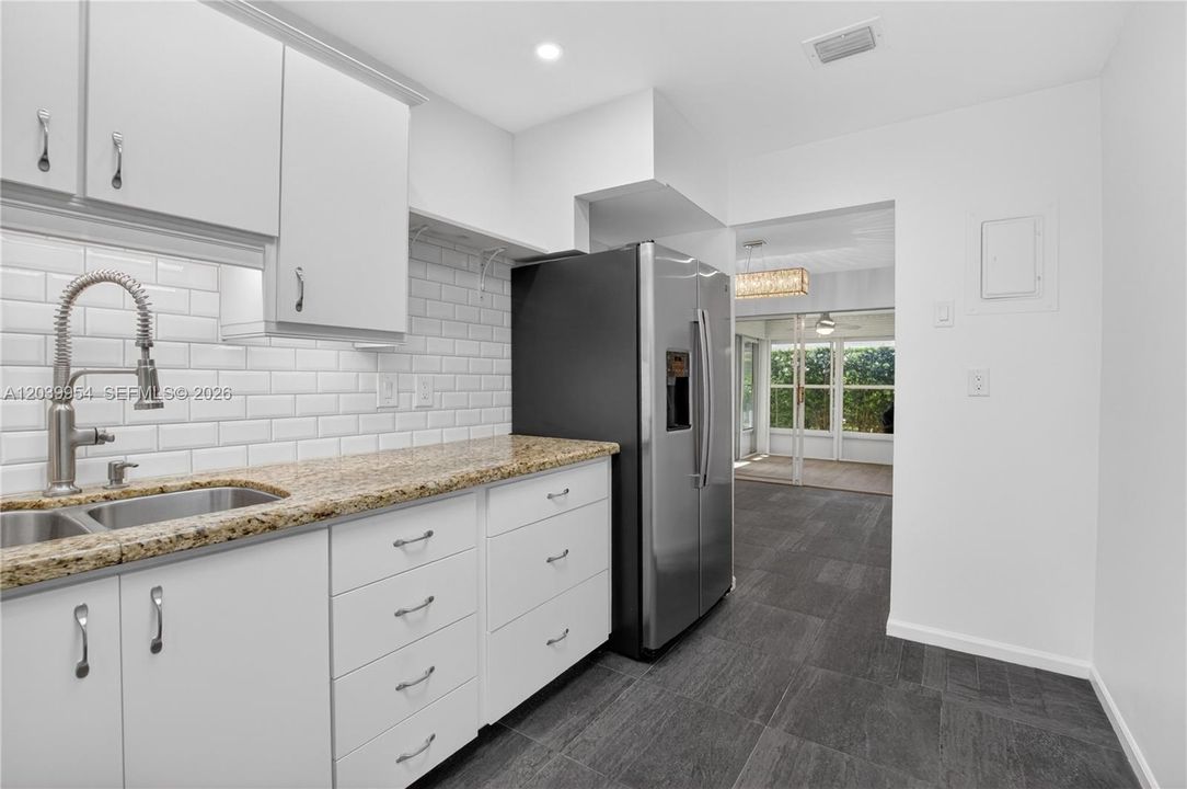 En Venta: $212,000 (2 camas, 2 baños, 1238 Pies cuadrados)