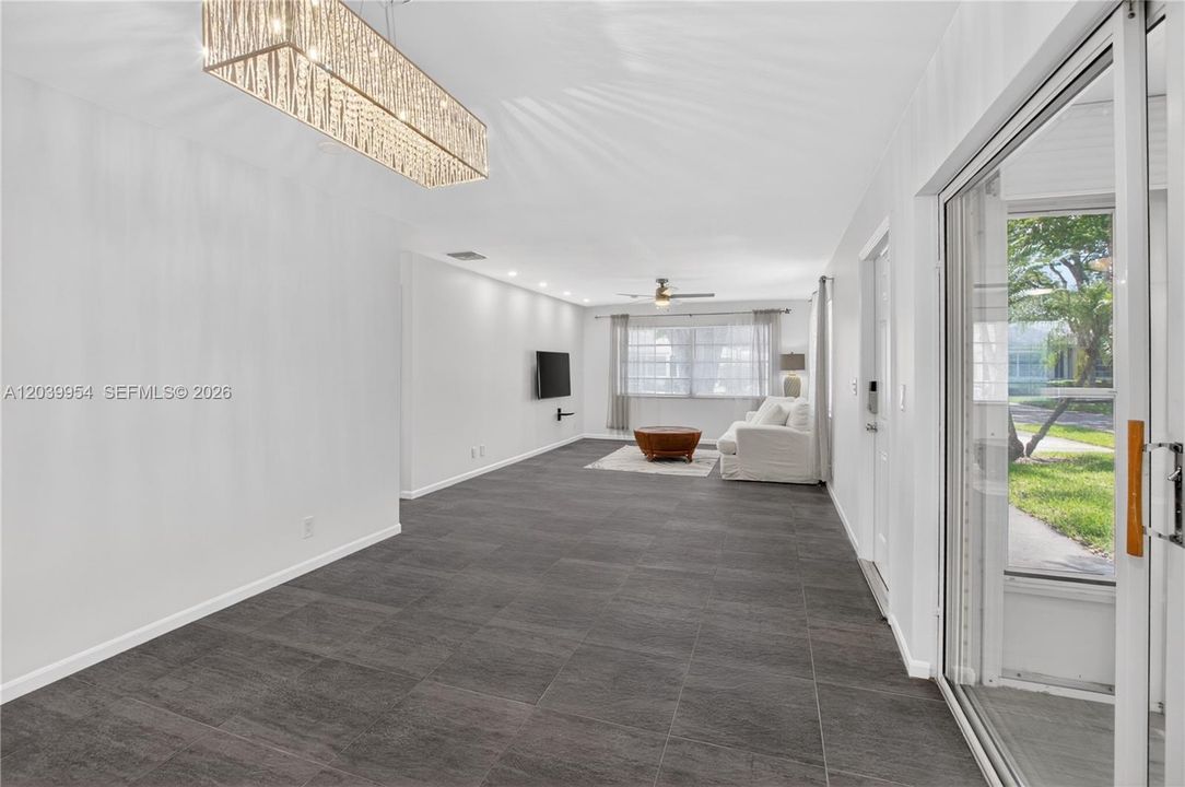 En Venta: $212,000 (2 camas, 2 baños, 1238 Pies cuadrados)