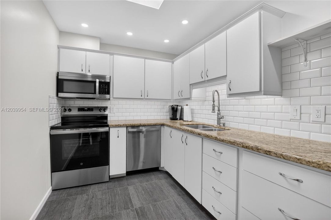 En Venta: $212,000 (2 camas, 2 baños, 1238 Pies cuadrados)