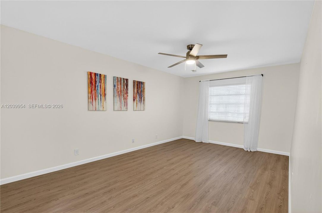 En Venta: $212,000 (2 camas, 2 baños, 1238 Pies cuadrados)