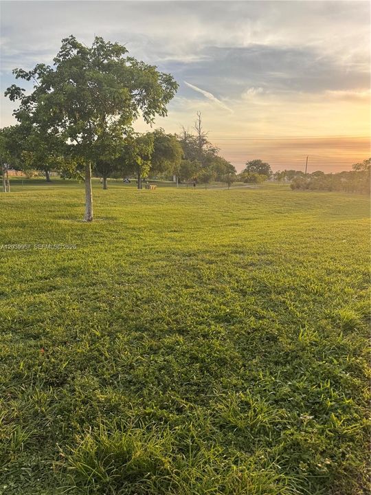 For Rent: $2,200 (2 beds, 2 baths, 967 Square Feet)