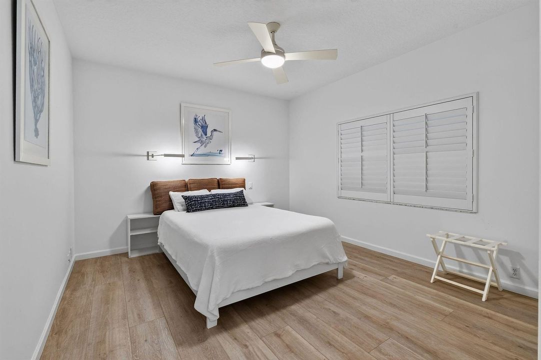 8091SEWoodlakeLane(56)
