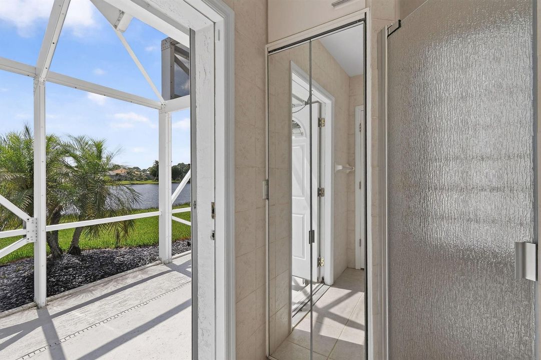 8091SEWoodlakeLane(68)