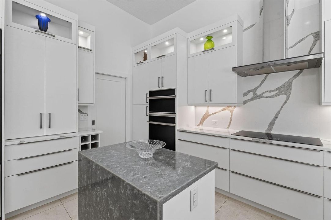 8091SEWoodlakeLane(32)