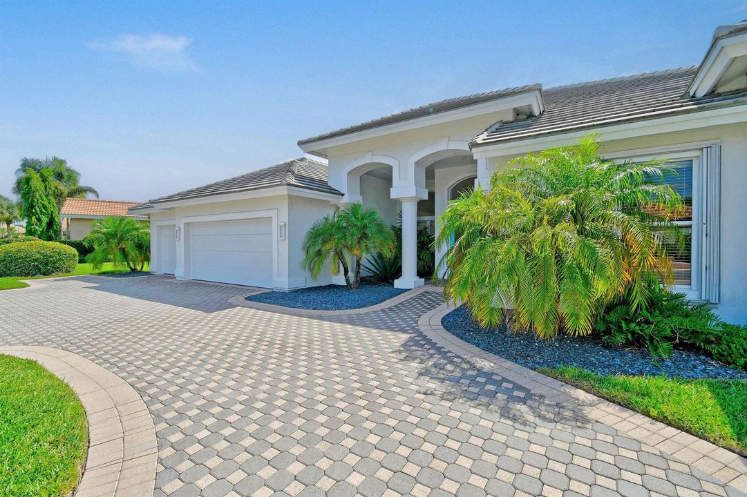 8091SEWoodlakeLane(9)
