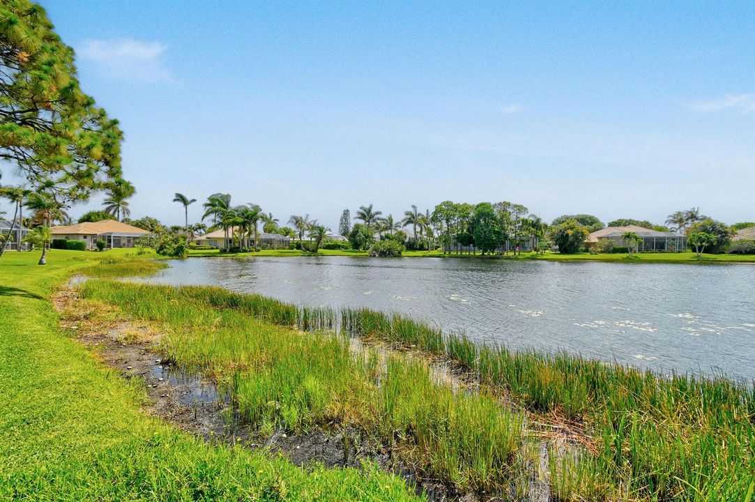 8091SEWoodlakeLane(87)