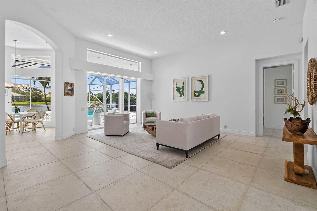 8091SEWoodlakeLane(15)