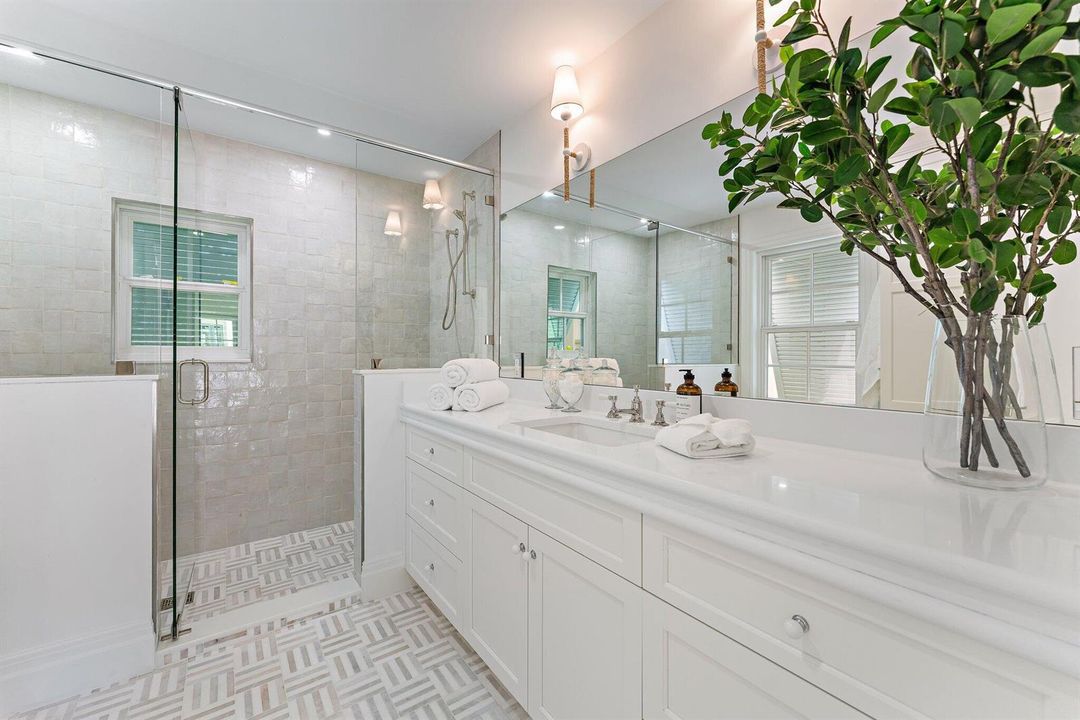 Guest House - Bath # 3