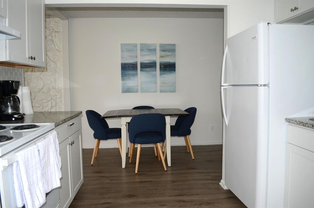 DiningKitchen