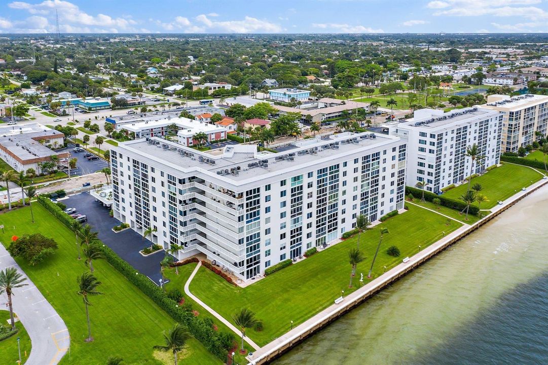008-301LakeShoreDr802-LakePark-FL-SMALL
