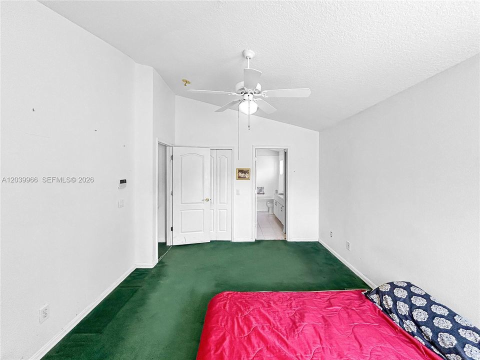 For Sale: $265,000 (3 beds, 2 baths, 1440 Square Feet)