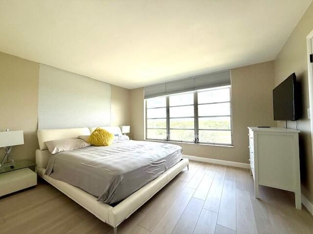 Palm Aire- Guest Bedroom 8