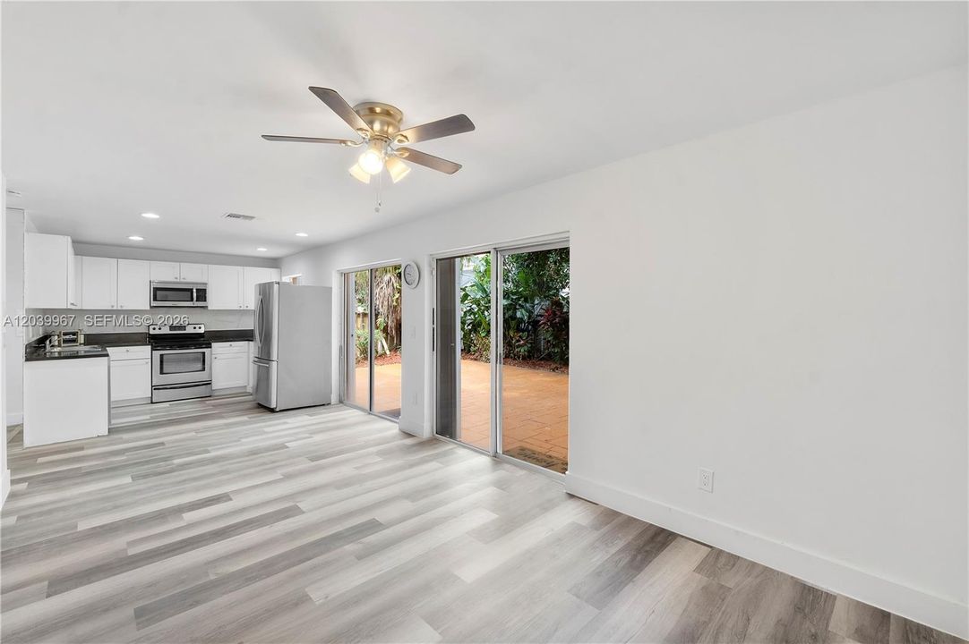 En Venta: $485,000 (4 camas, 2 baños, 1494 Pies cuadrados)