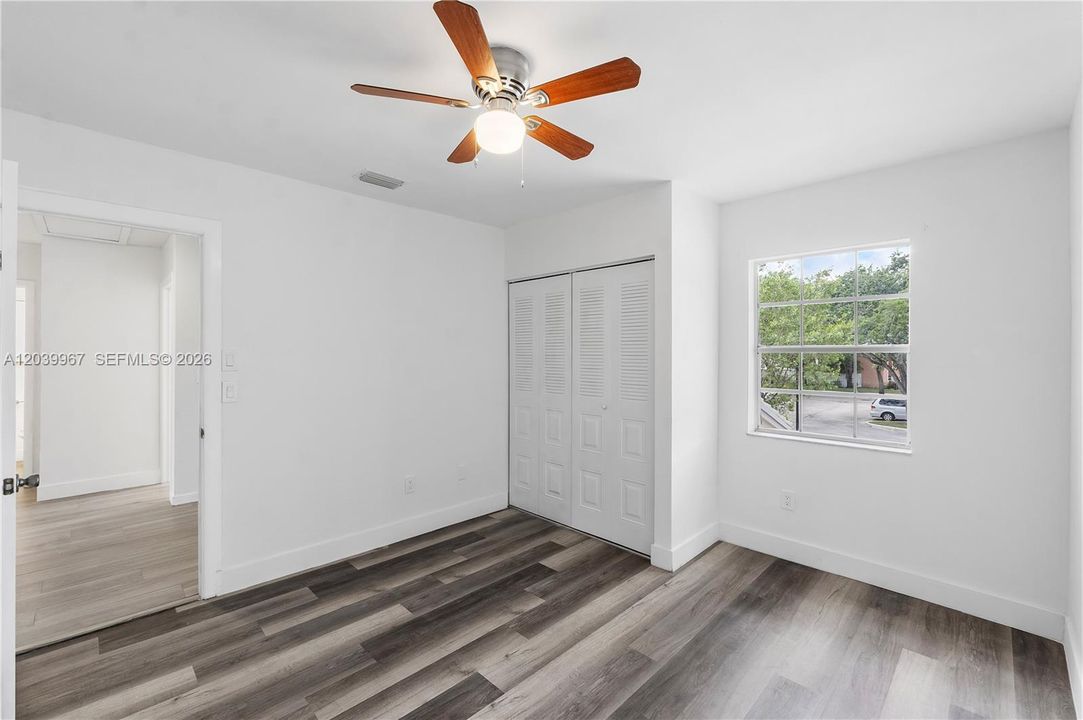 En Venta: $485,000 (4 camas, 2 baños, 1494 Pies cuadrados)