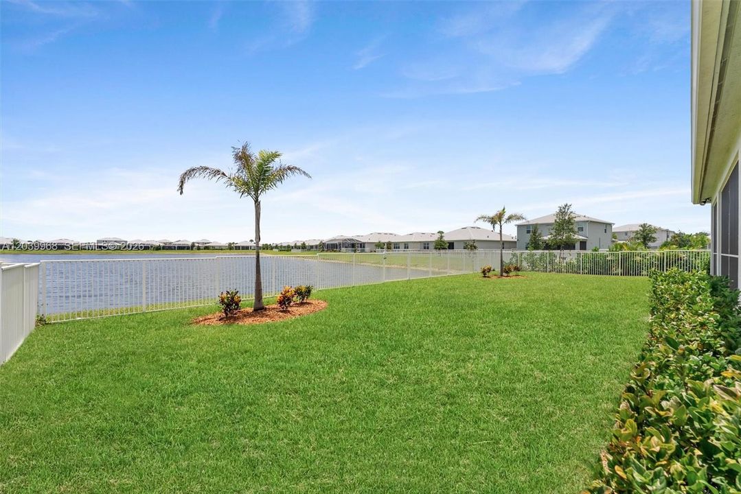 For Sale: $679,000 (4 beds, 3 baths, 2709 Square Feet)