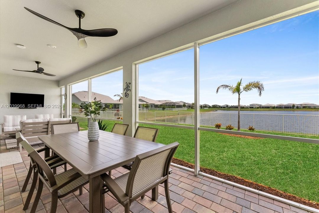 For Sale: $679,000 (4 beds, 3 baths, 2709 Square Feet)