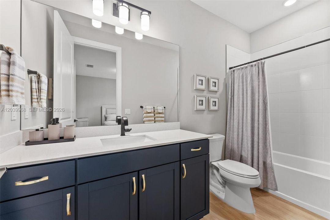 For Sale: $679,000 (4 beds, 3 baths, 2709 Square Feet)