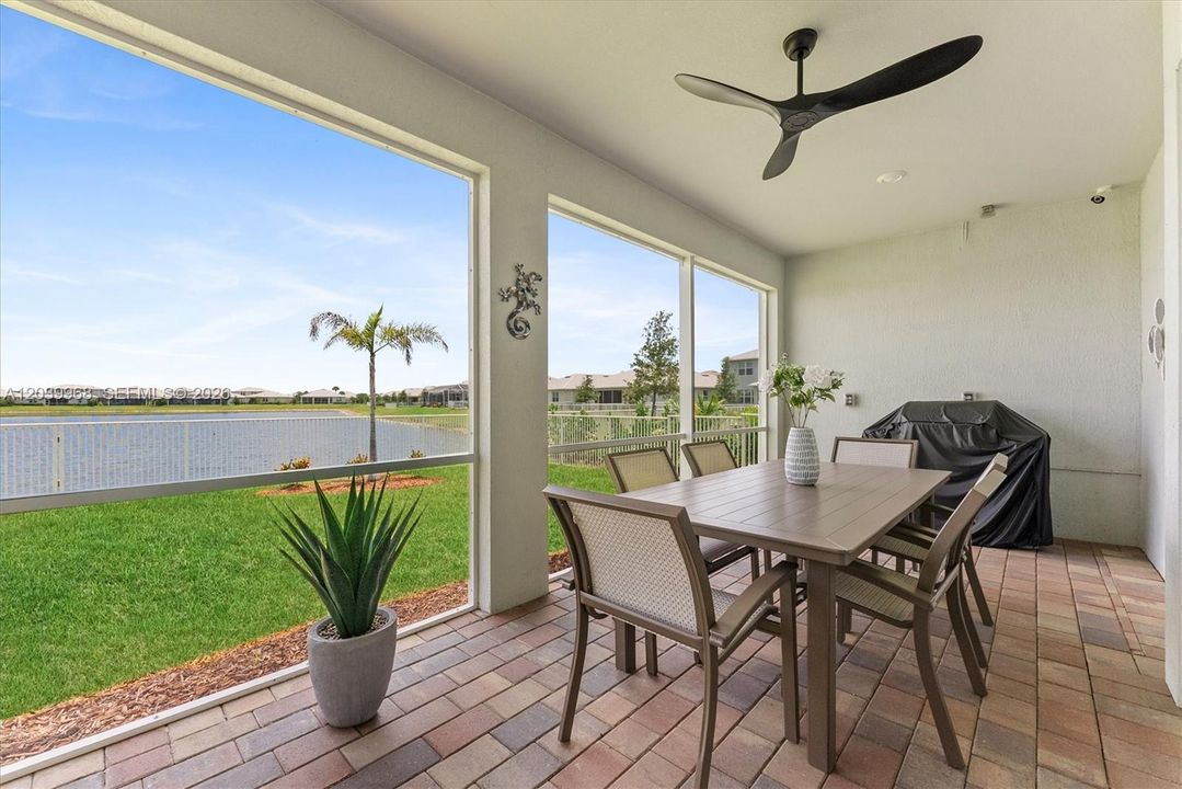 For Sale: $679,000 (4 beds, 3 baths, 2709 Square Feet)