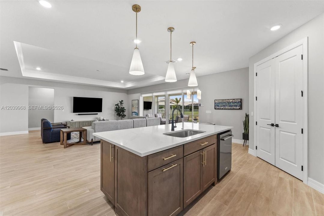 For Sale: $679,000 (4 beds, 3 baths, 2709 Square Feet)