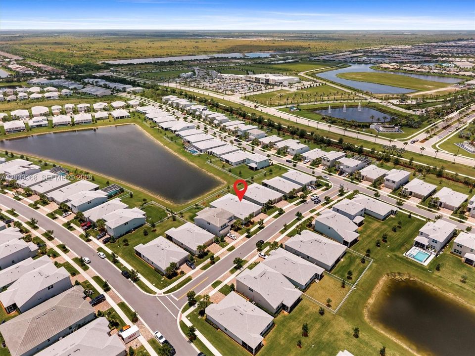 For Sale: $679,000 (4 beds, 3 baths, 2709 Square Feet)