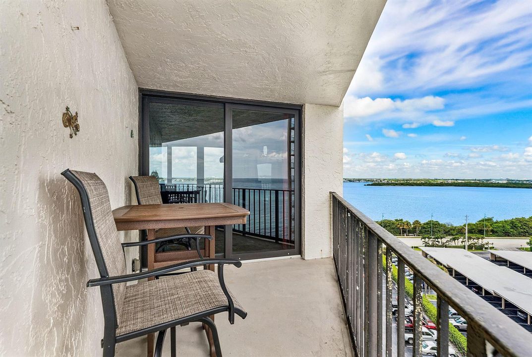 029-5420NorthOceanDrive-905-RivieraBeach