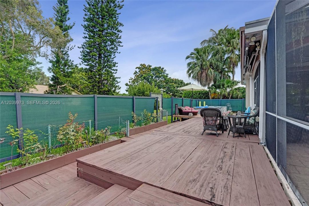 En Venta: $875,000 (4 camas, 3 baños, 2956 Pies cuadrados)