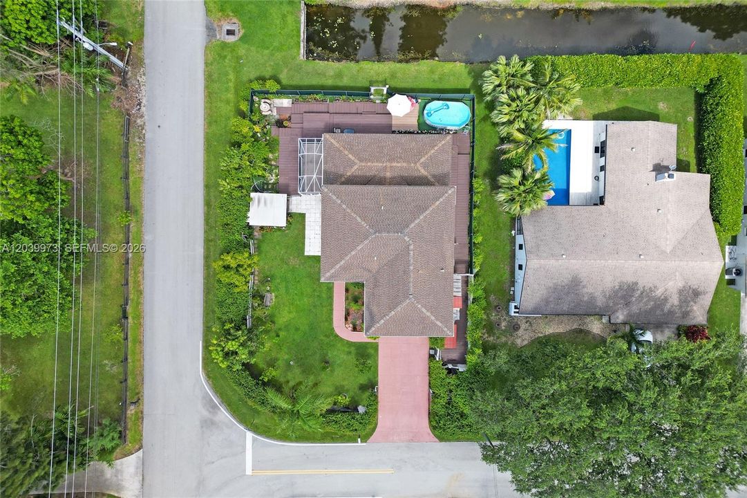 En Venta: $875,000 (4 camas, 3 baños, 2956 Pies cuadrados)