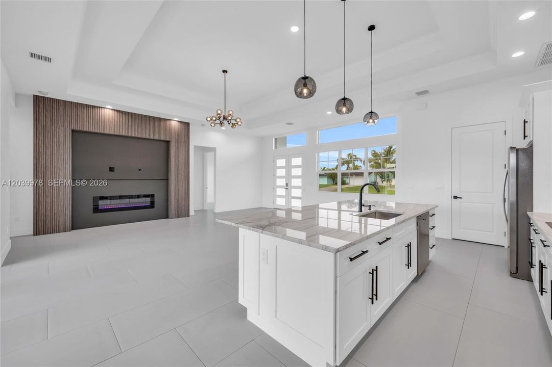 For Sale: $629,000 (4 beds, 3 baths, 2070 Square Feet)
