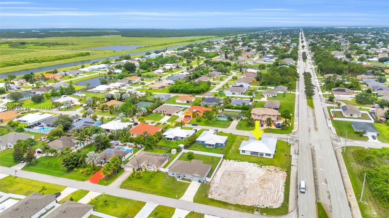For Sale: $629,000 (4 beds, 3 baths, 2070 Square Feet)