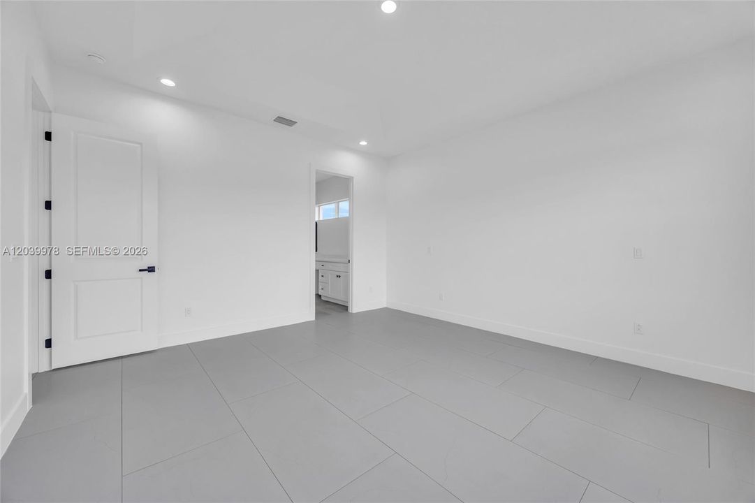 For Sale: $629,000 (4 beds, 3 baths, 2070 Square Feet)