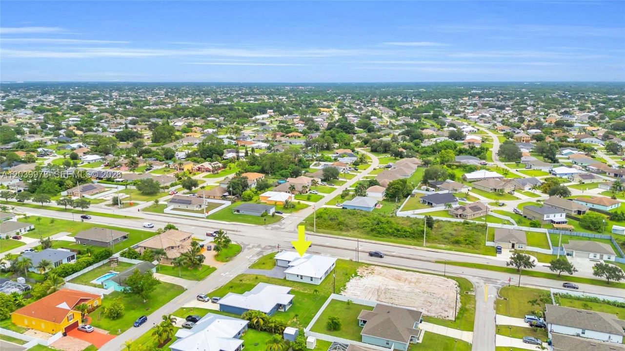 For Sale: $629,000 (4 beds, 3 baths, 2070 Square Feet)