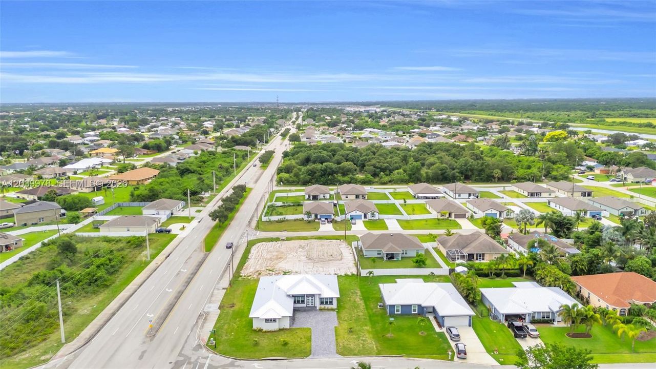 For Sale: $629,000 (4 beds, 3 baths, 2070 Square Feet)