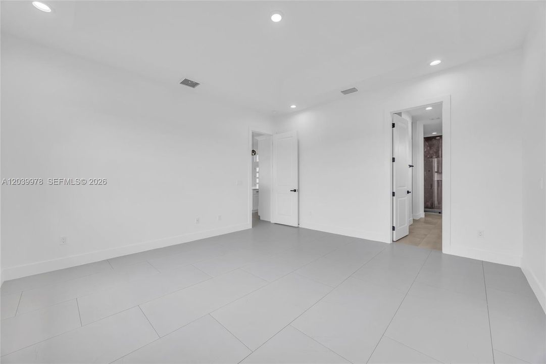 For Sale: $629,000 (4 beds, 3 baths, 2070 Square Feet)