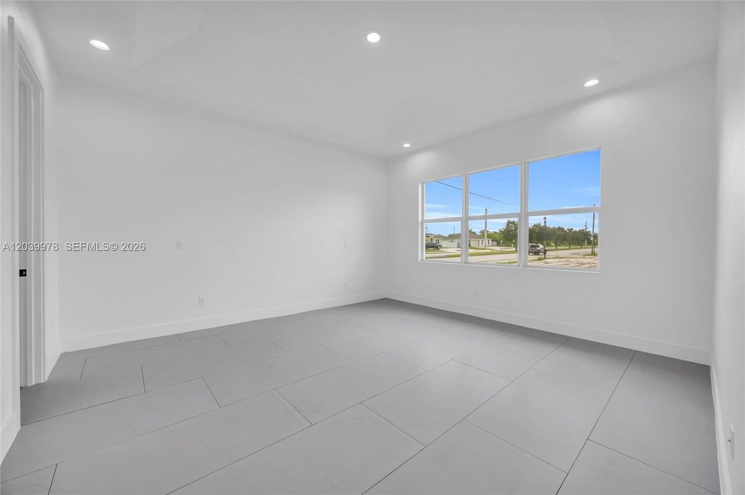 For Sale: $629,000 (4 beds, 3 baths, 2070 Square Feet)
