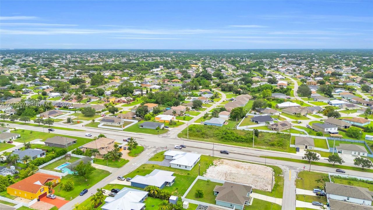 For Sale: $629,000 (4 beds, 3 baths, 2070 Square Feet)