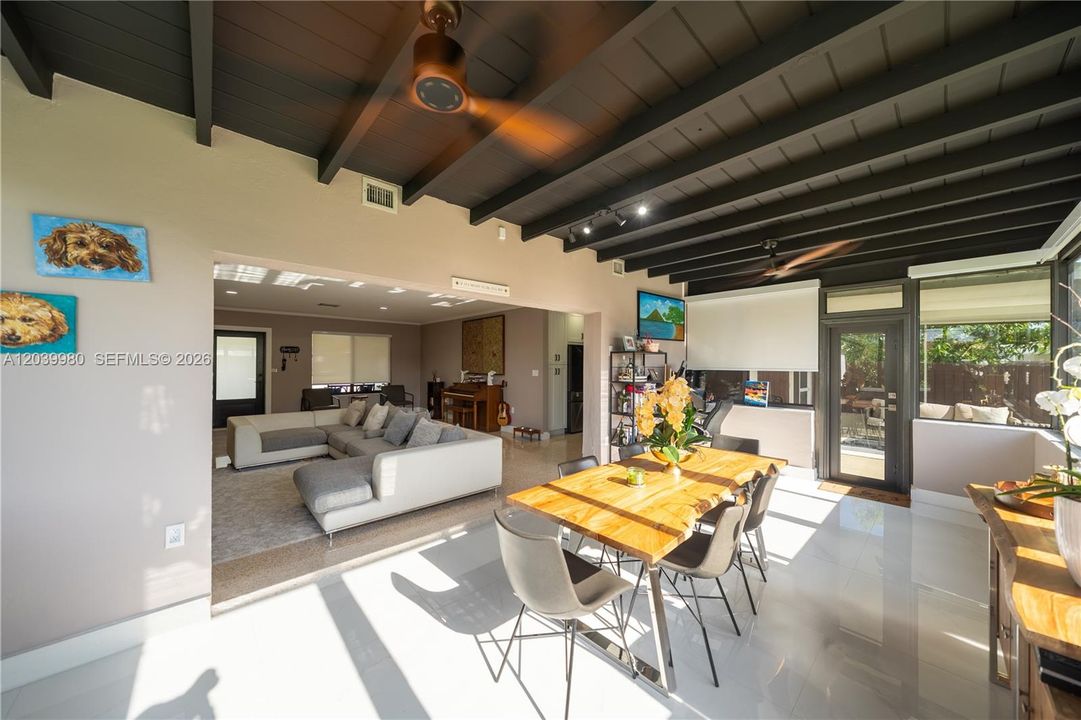 For Rent: $6,000 (4 beds, 4 baths, 0 Square Feet)
