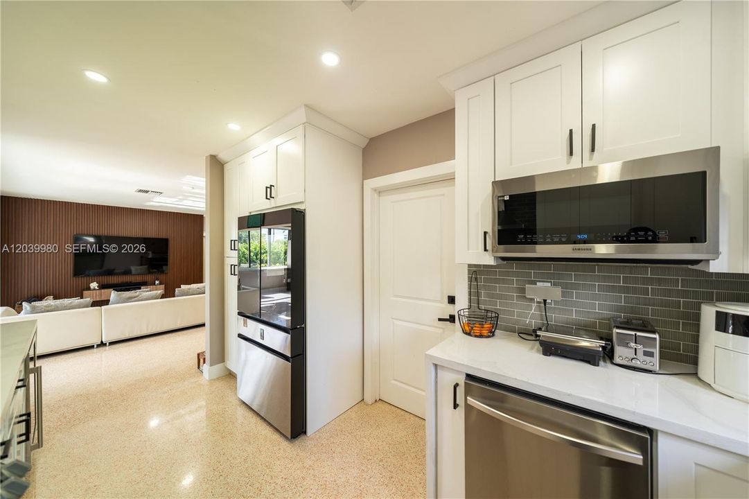 For Rent: $6,000 (4 beds, 4 baths, 0 Square Feet)