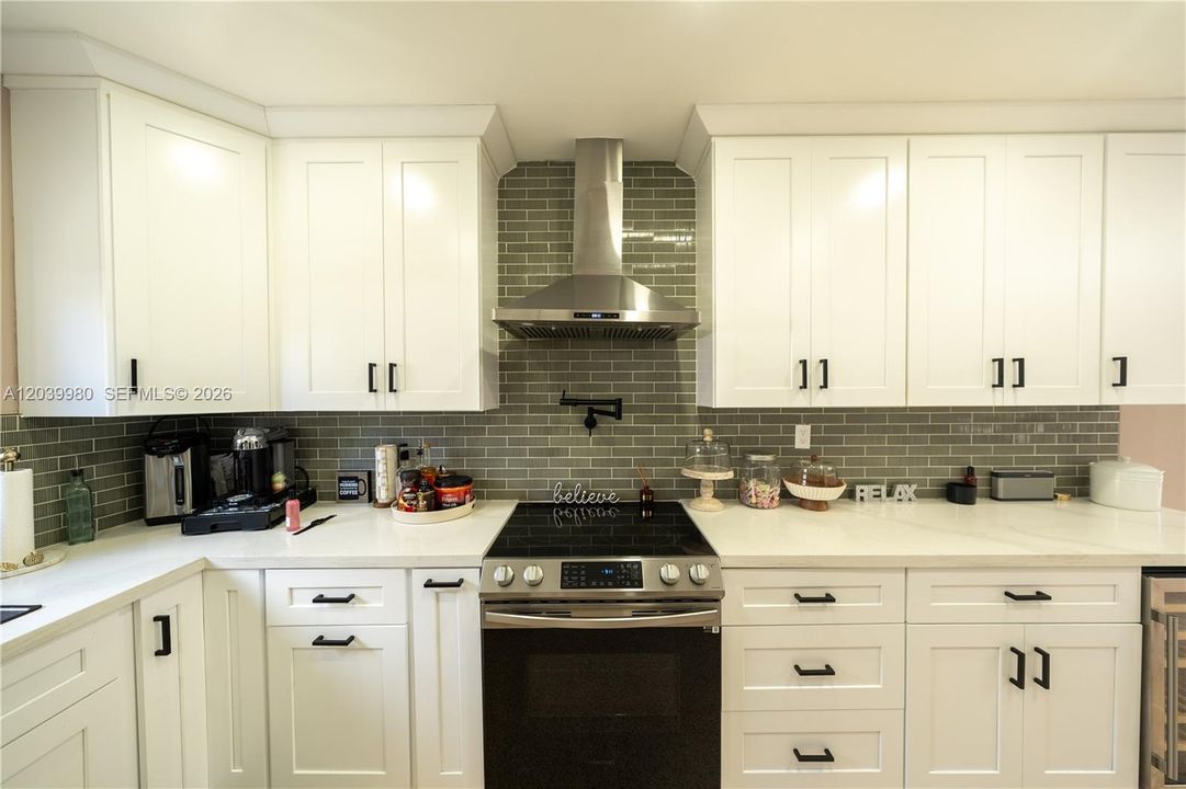 For Rent: $6,000 (4 beds, 4 baths, 0 Square Feet)