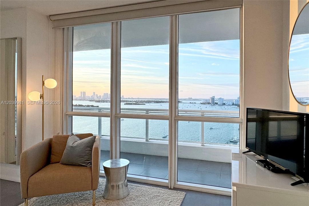For Rent: $9,000 (2 beds, 2 baths, 1058 Square Feet)
