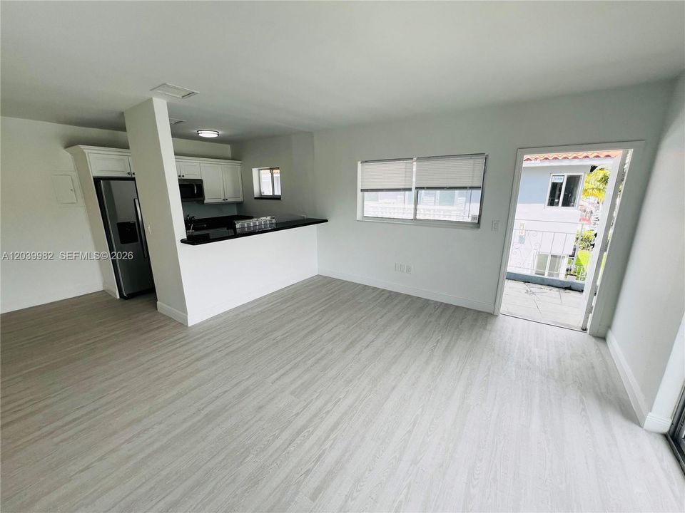 En Renta: $2,750 (2 camas, 2 baños, 1150 Pies cuadrados)