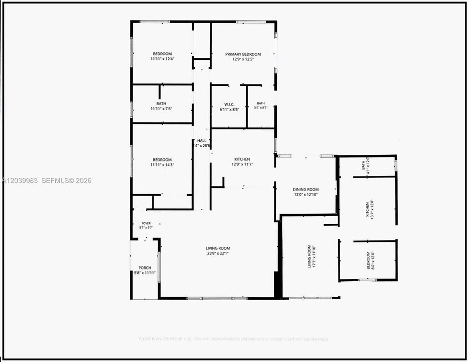 En Venta: $810,000 (3 camas, 3 baños, 2447 Pies cuadrados)