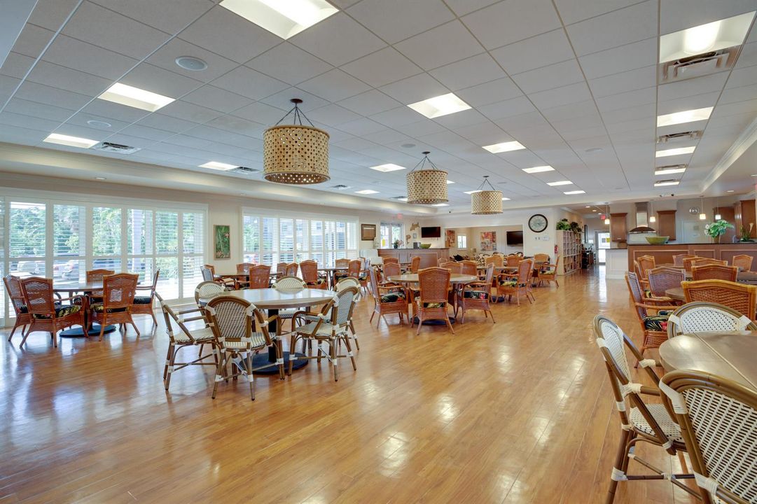 16_Clubhouse_Main_Event_Room