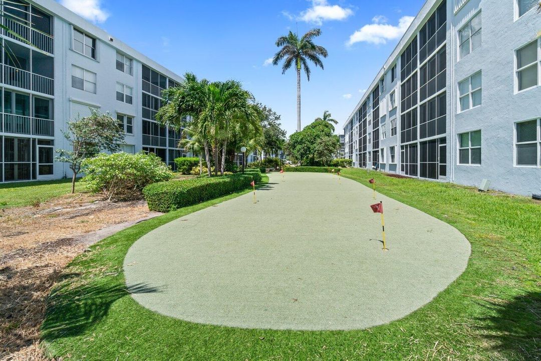 14_Putting_green