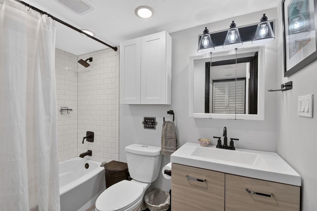 Bathroom3
