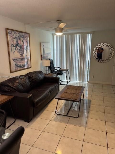 En Venta: $190,000 (1 camas, 1 baños, 725 Pies cuadrados)
