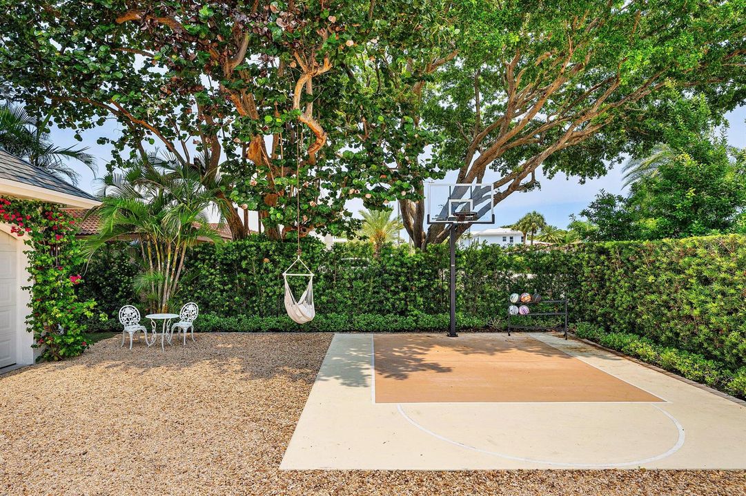 003-477NortheastSpanishCourt-BocaRaton-F